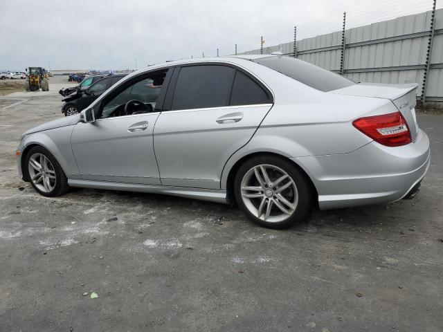 VIN WDDGF4HB6DA869542 2013 Mercedes-Benz C-Class, 250 no.2