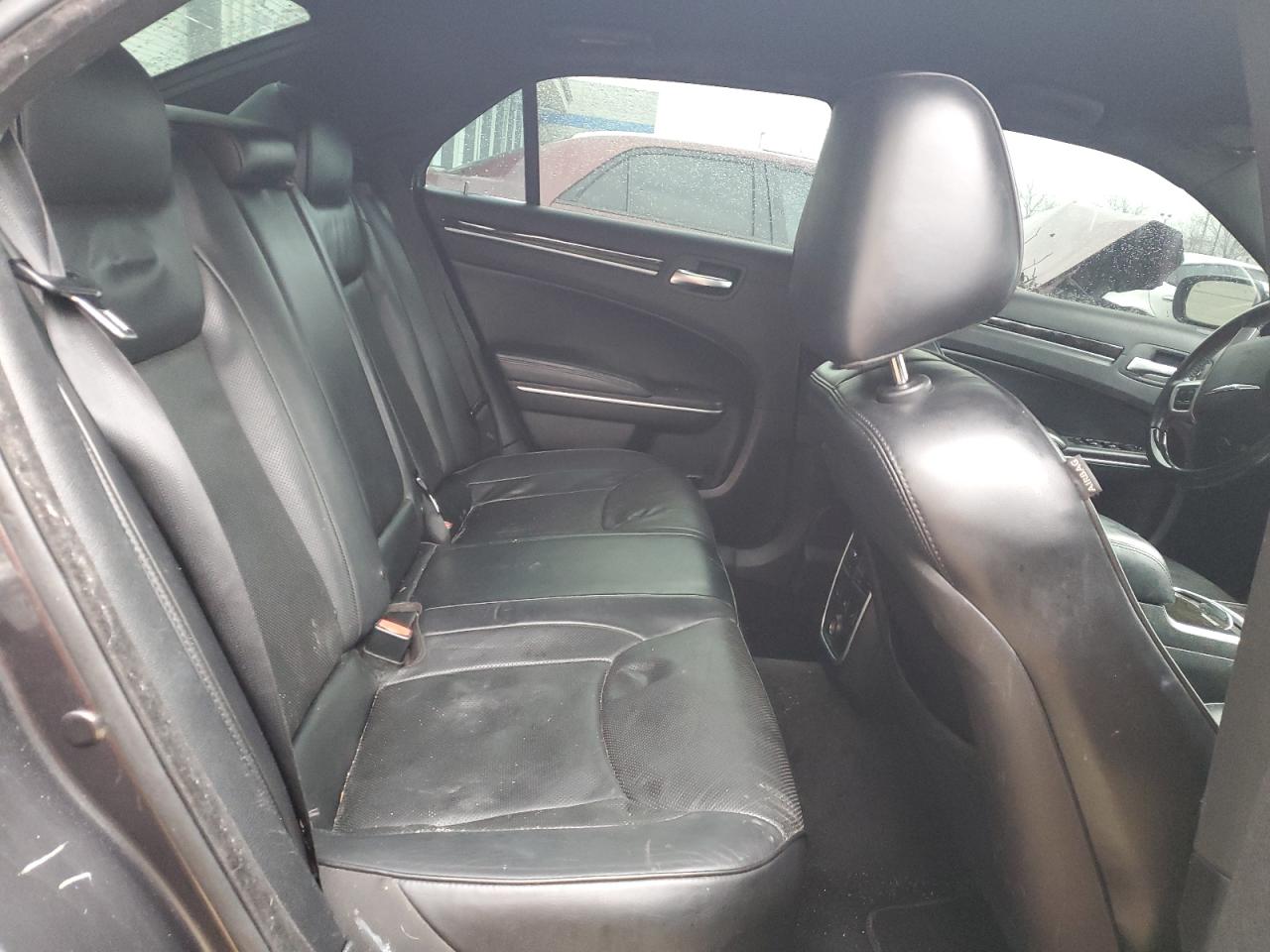 2C3CCAKG8EH260433 2014 Chrysler 300C