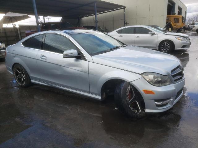 VIN WDDGJ4HB3DG058387 2013 Mercedes-Benz C-Class, 250 no.4