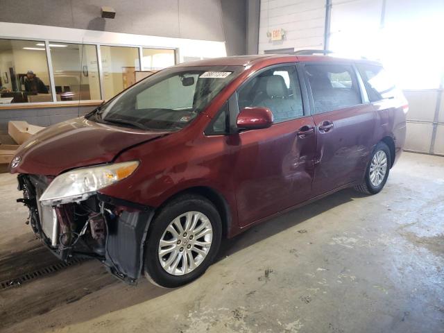 2013 Toyota Sienna XLE