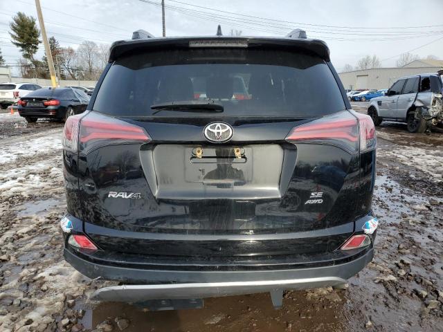 2T3JFREV8JW788034 | 2018 TOYOTA RAV4 SE