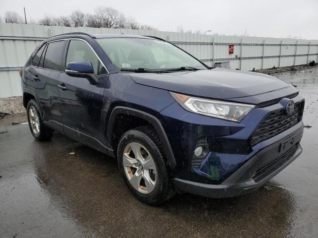 2019 TOYOTA RAV4 XLE - JTMP1RFV0KD024149