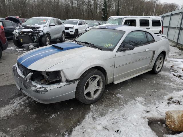 2004 Ford Mustang 