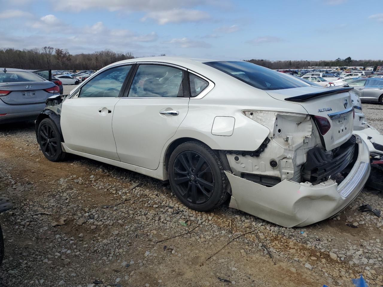 2017 Nissan Altima 2.5 vin: 1N4AL3AP9HC228524