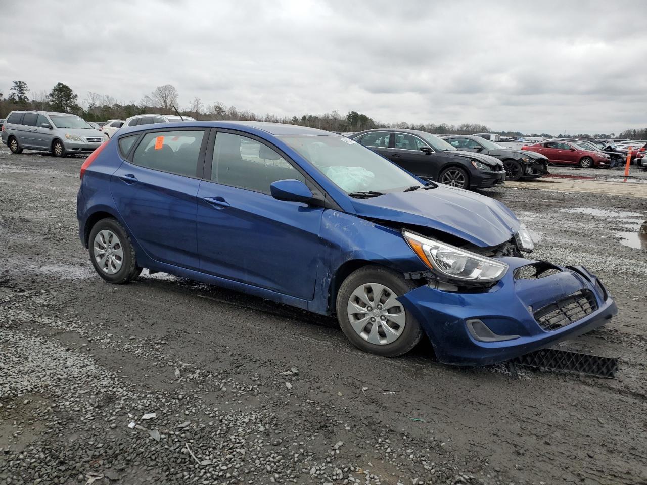 KMHCT5AE3HU310641 2017 Hyundai Accent Se