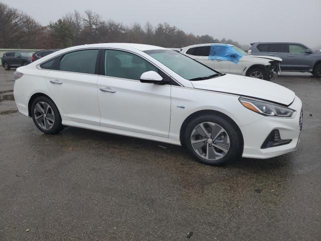 2019 HYUNDAI SONATA PLU KMHE14L26KA093400