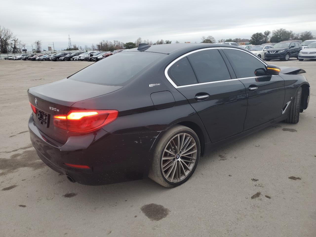 WBAJA9C51JB250251 2018 BMW 530E