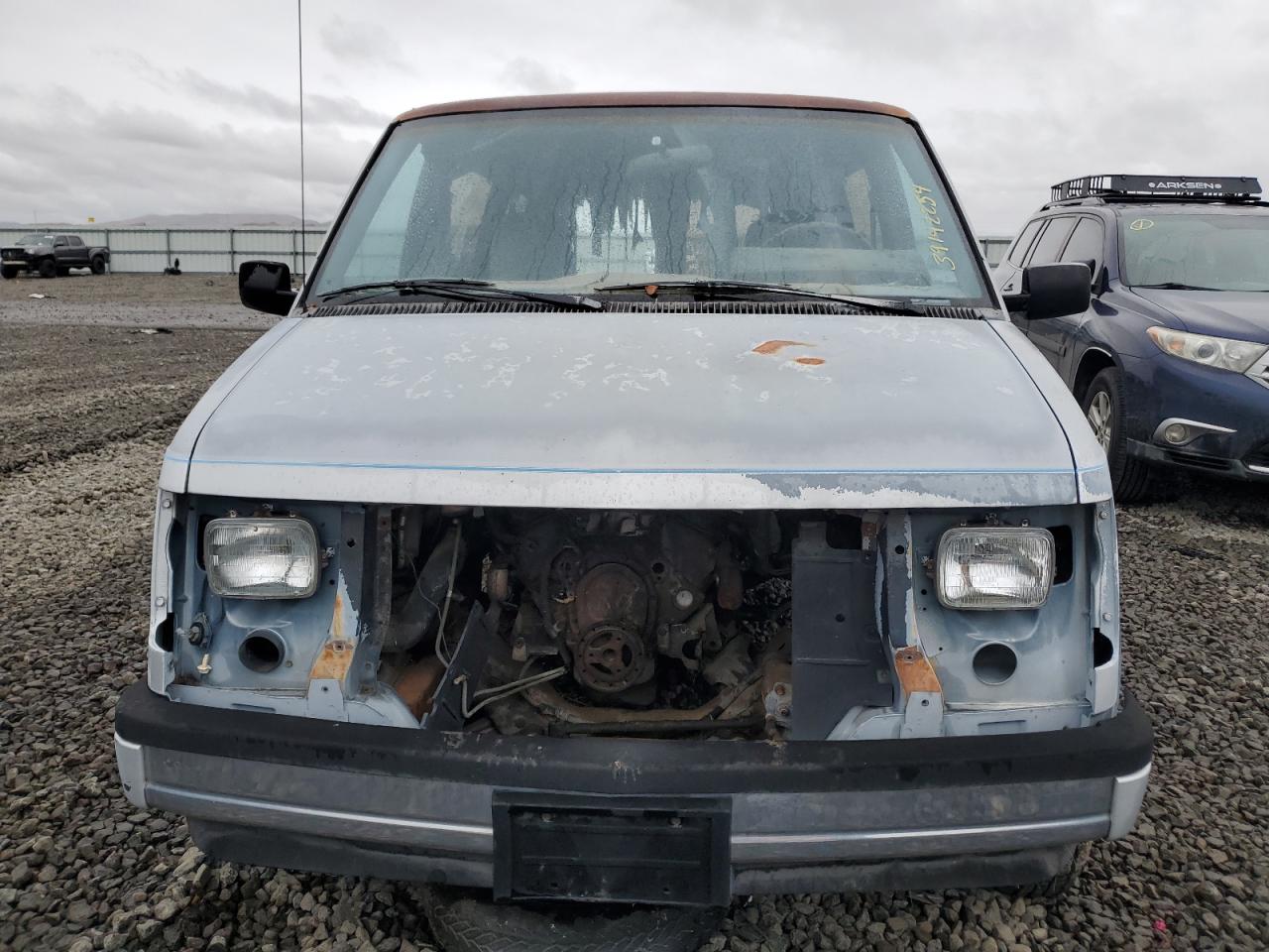 1G5DM15Z8GB526319 1986 GMC Safari Sl