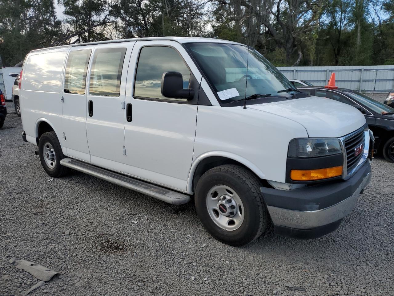 1GTW7AFGXK1211641 2019 GMC Savana G2500