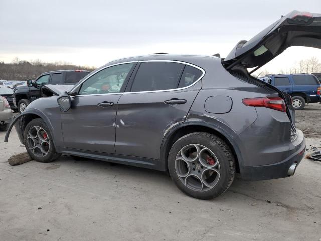 ALFA ROMEO STELVIO  2018 1