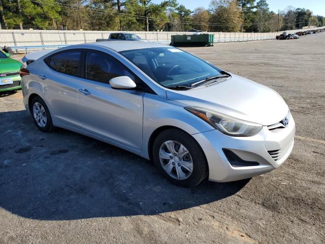 5NPDH4AE8GH665348 | 2016 HYUNDAI ELANTRA SE