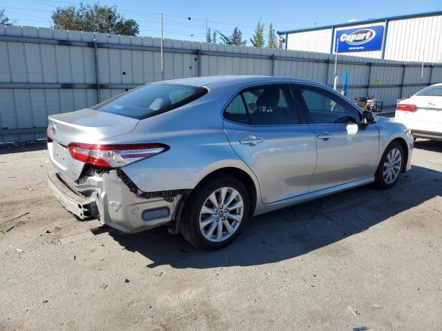 Vin: 4t1b11hk3ju565074, lot: 40681874, toyota camry l 20183