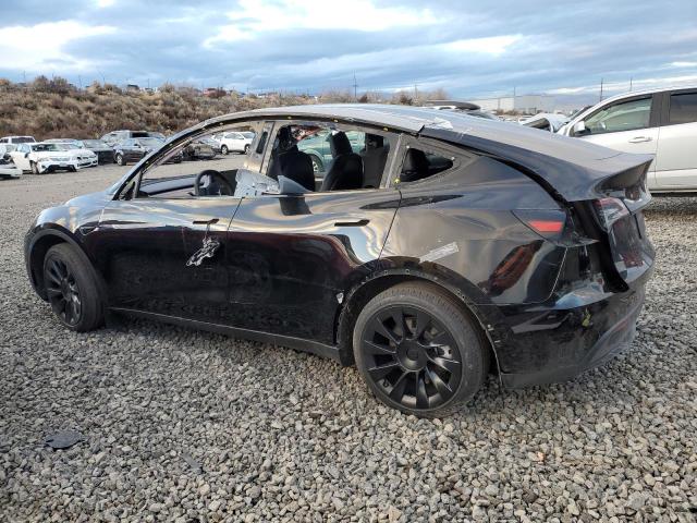 7SAYGAEE6NF531885 | 2022 TESLA MODEL Y