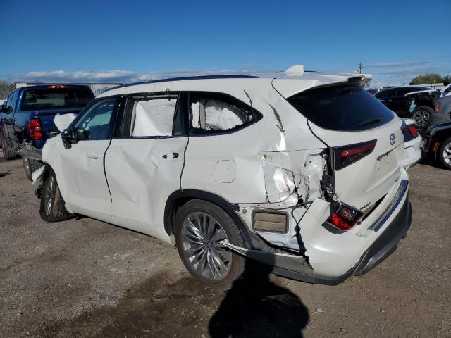 VIN 5TDFZRBH2MS096952 2021 Toyota Highlander, Platinum no.2