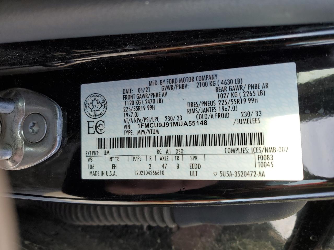 1FMCU9J91MUA55148 2021 Ford Escape Titanium