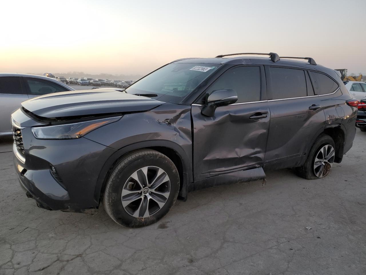 TOYOTA HIGHLANDER XLE
