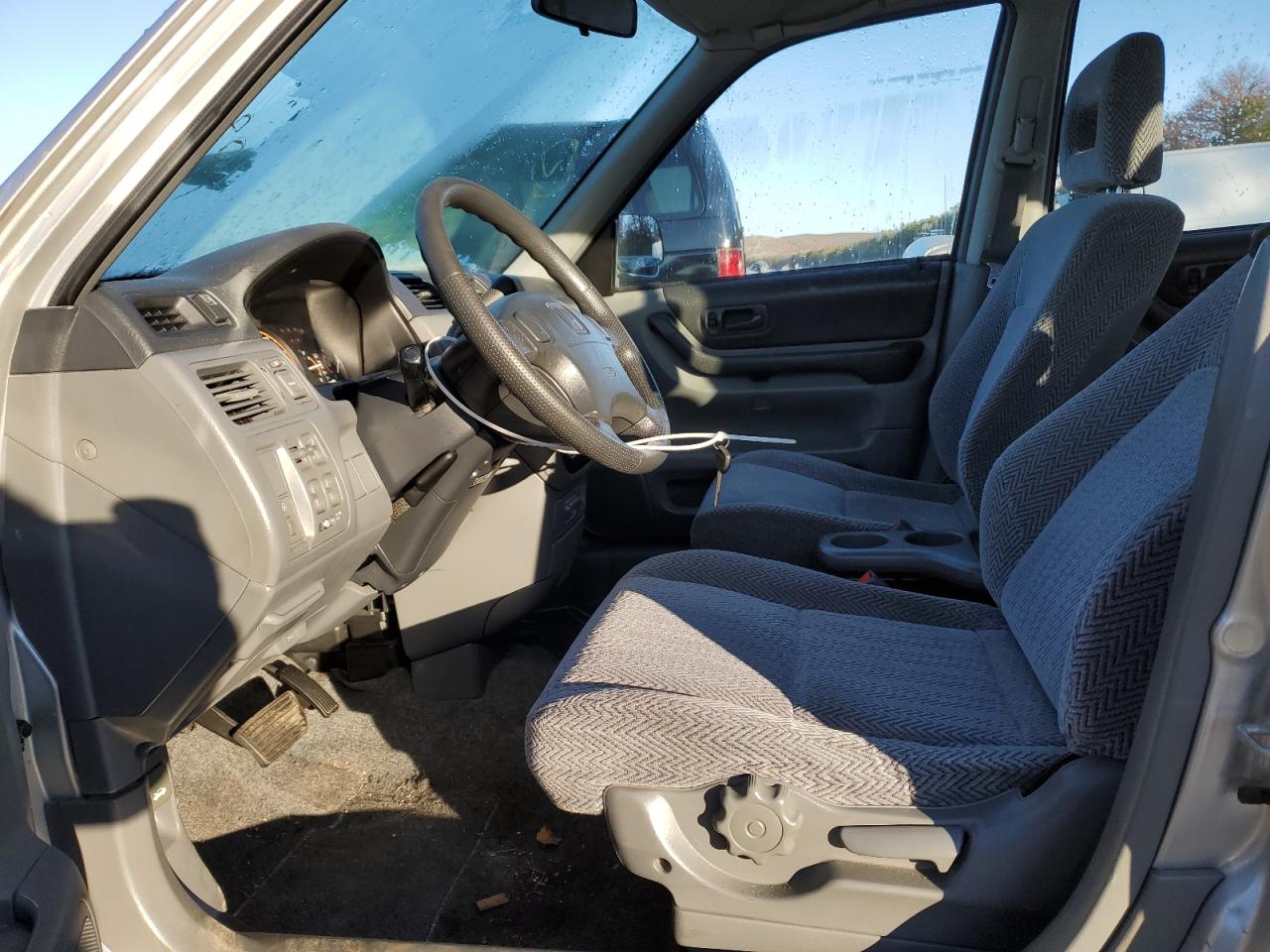 JHLRD1868WC085528 1998 Honda Cr-V Ex