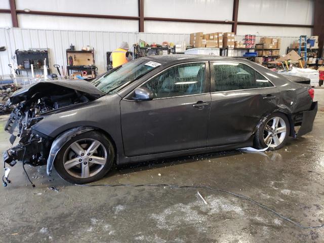 Lot #2428364420 2012 TOYOTA CAMRY BASE salvage car