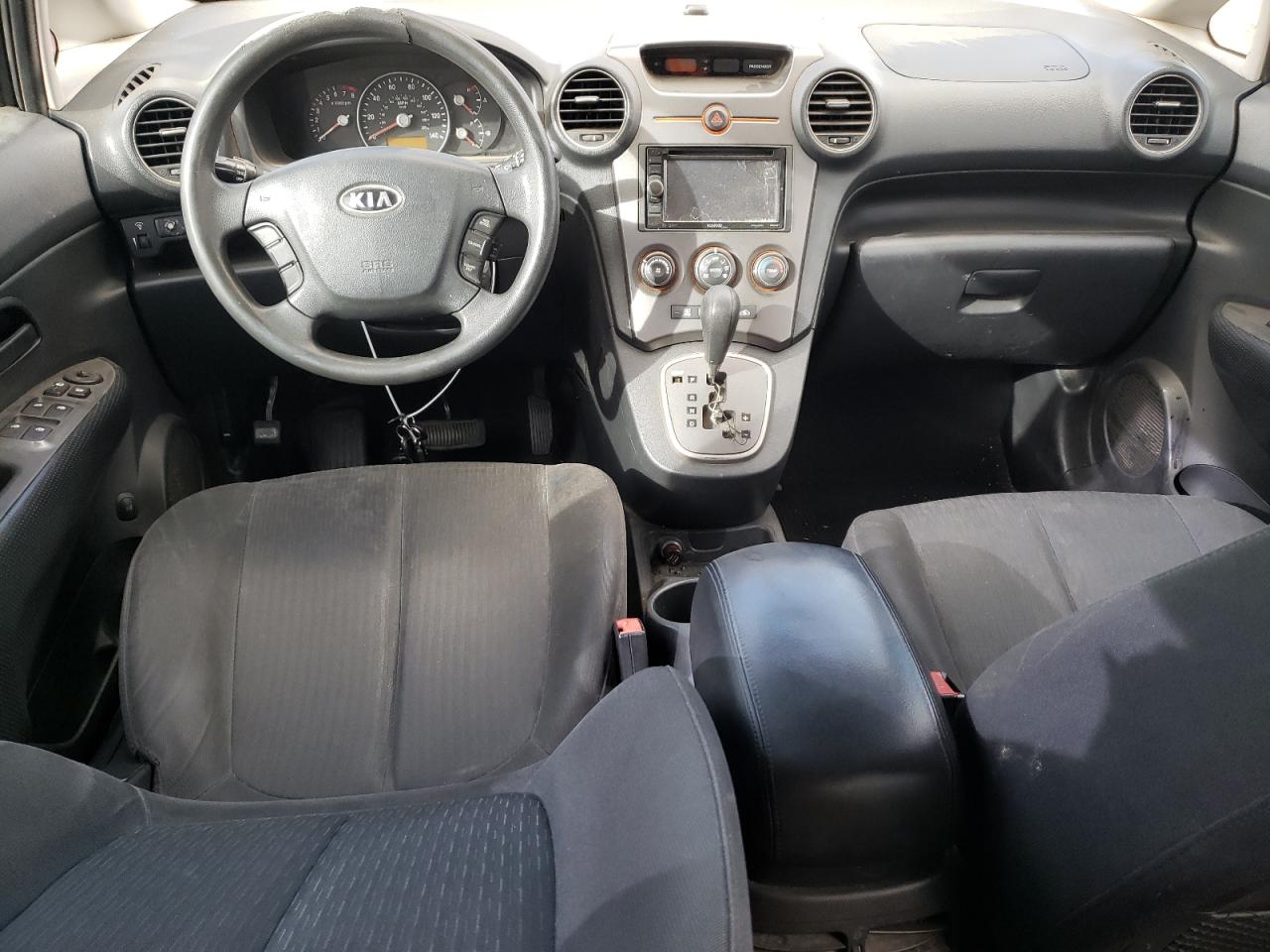 KNAFG525887210468 2008 Kia Rondo Base