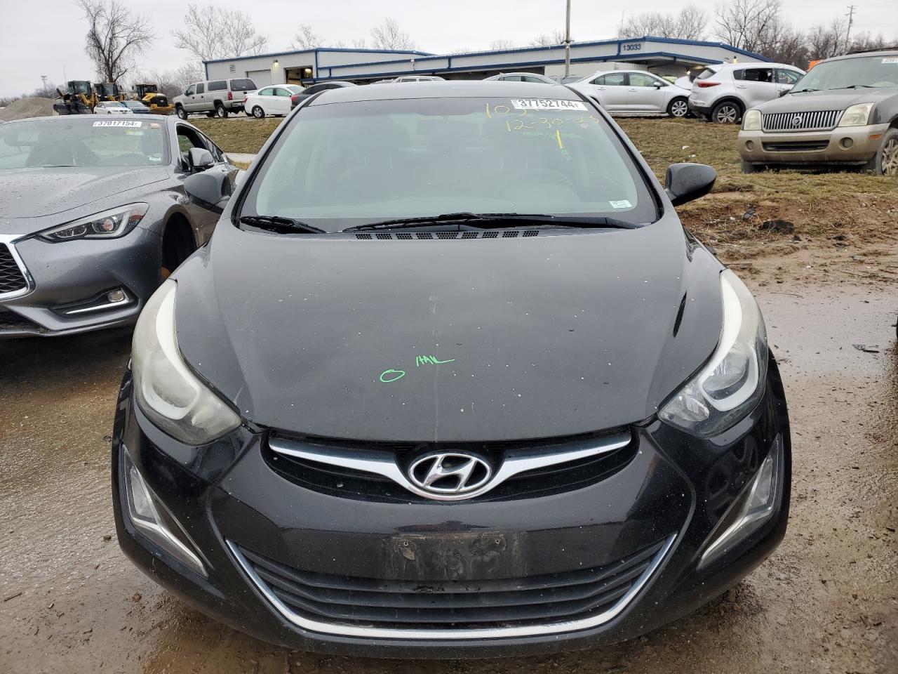 Lot #2339821355 2015 HYUNDAI ELANTRA SE