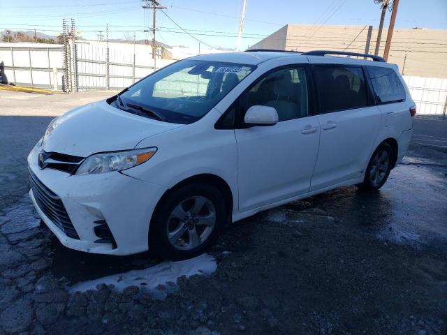 2019 Toyota Sienna LE