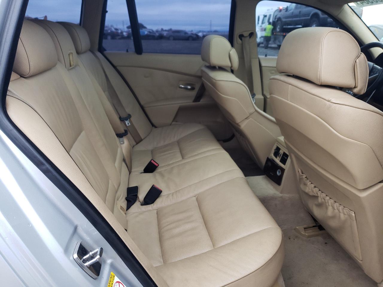 WBANN73557CN04430 2007 BMW 530 Xit