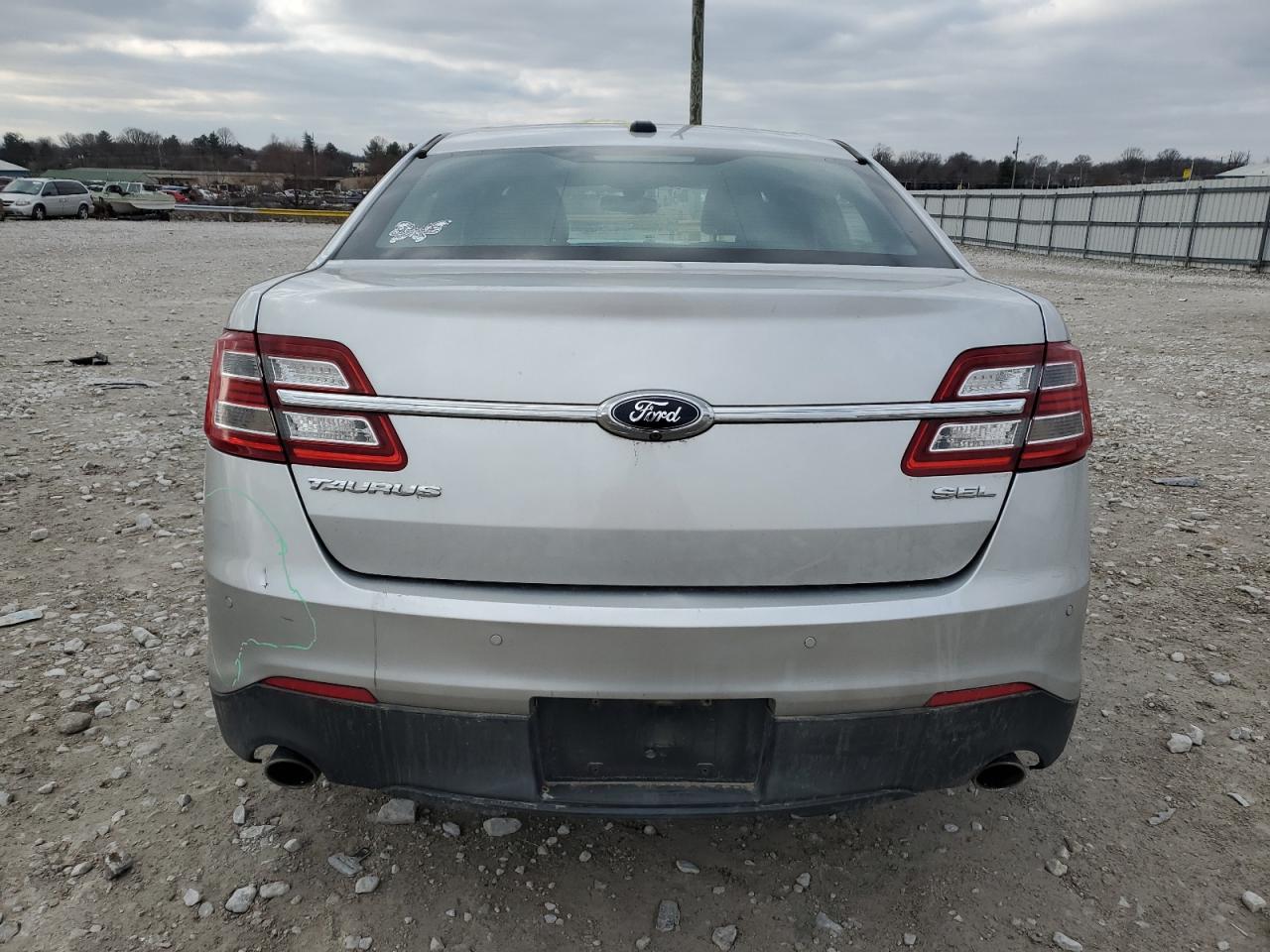 2015 Ford Taurus Sel vin: 1FAHP2E88FG160156