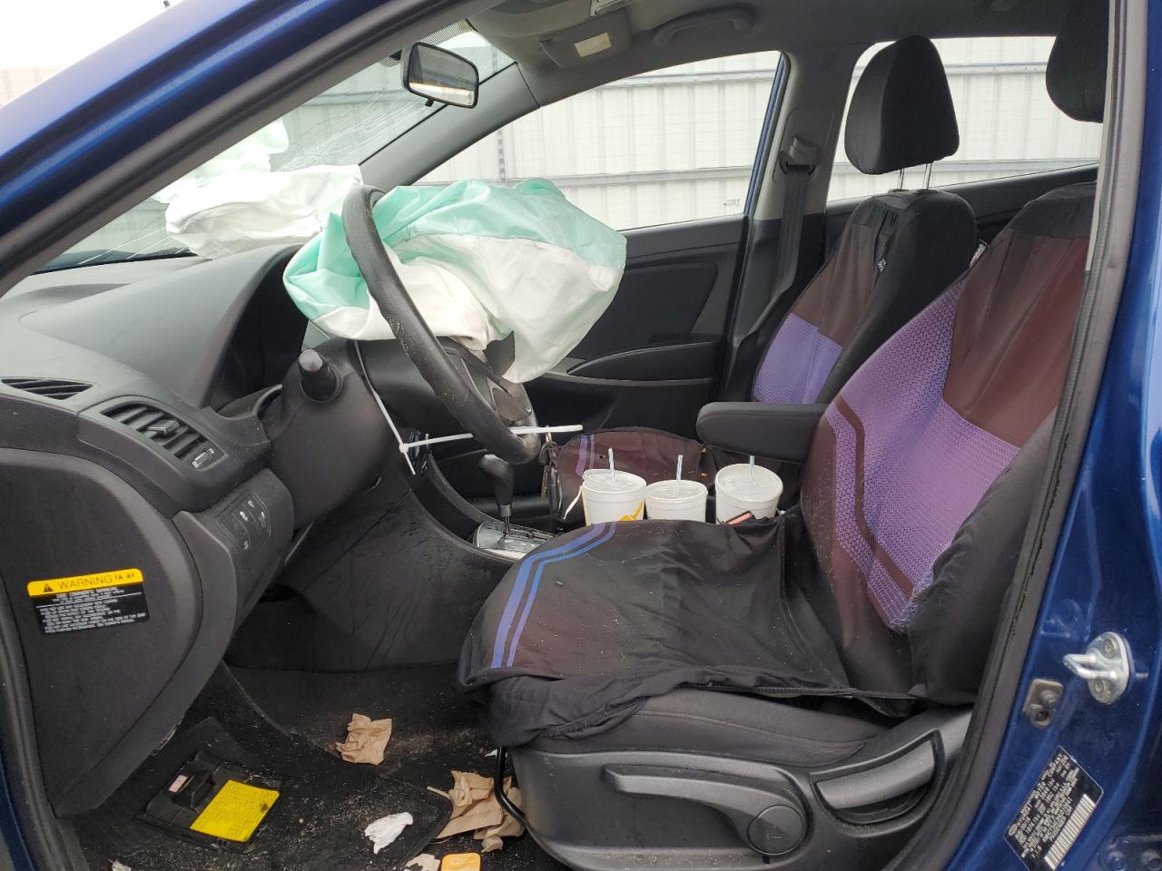 KMHCT5AE3HU310641 2017 Hyundai Accent Se