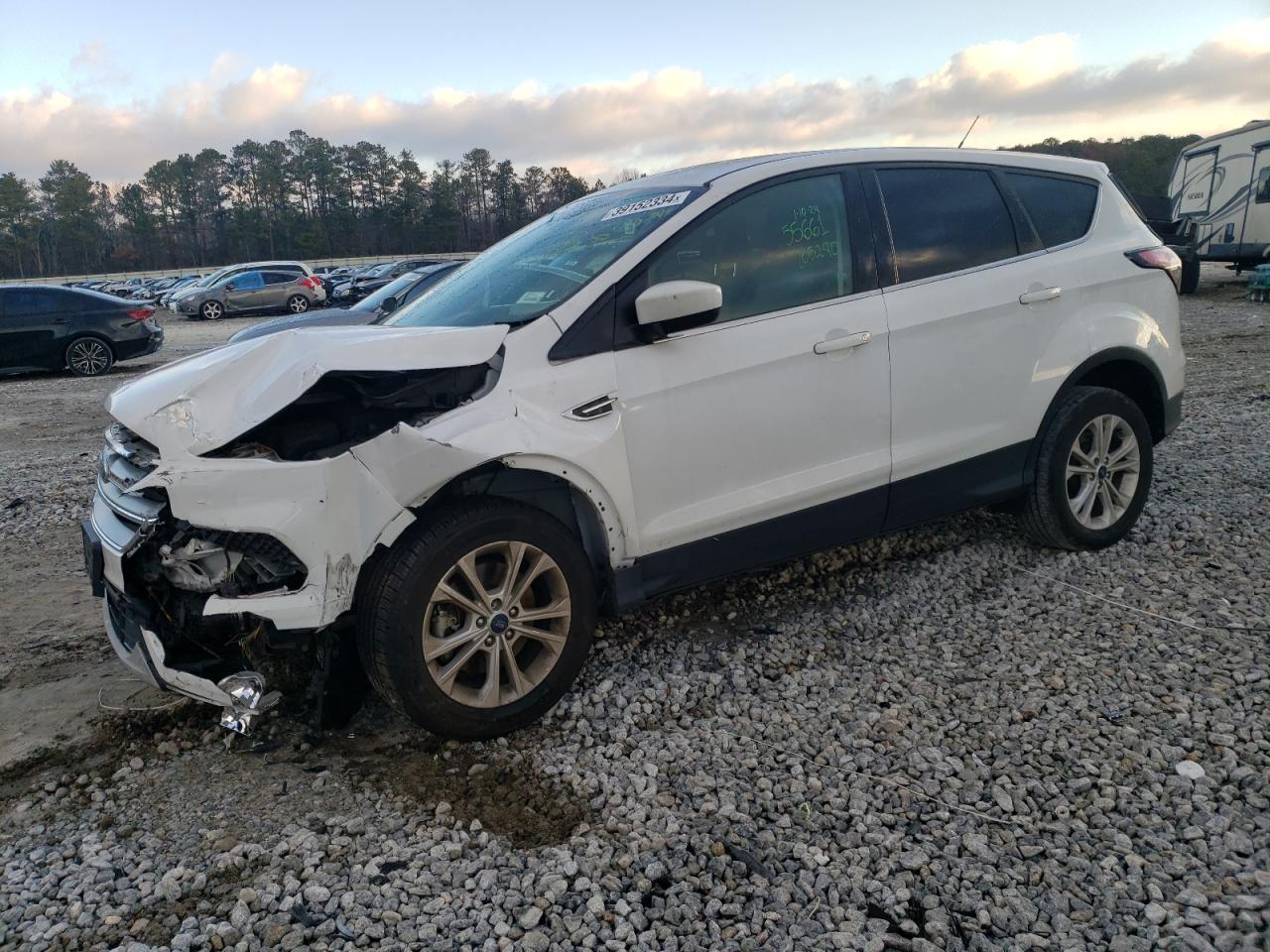 2017 Ford Escape Se vin: 1FMCU9G91HUE55661