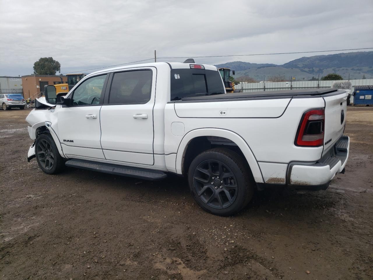 1C6SRFJT2NN333618 2022 Ram 1500 Laramie