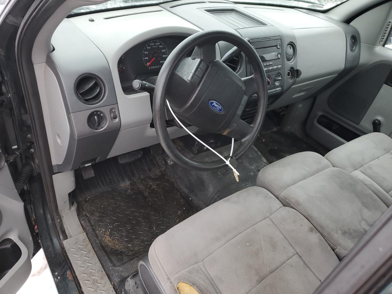 1FTRF12265NB43359 2005 Ford F150