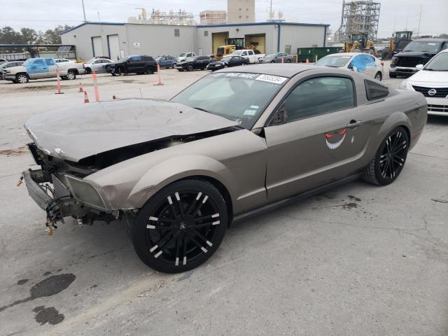 2005 Ford Mustang 