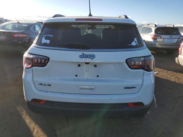 3C4NJDBB0JT175460 | 2018 JEEP COMPASS LA