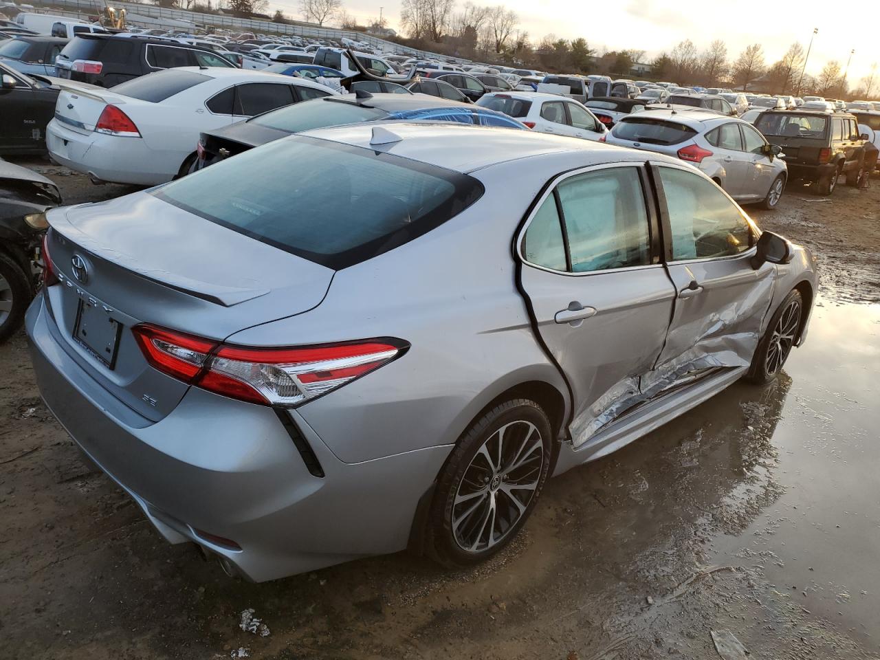 Lot #2919135665 2020 TOYOTA CAMRY SE