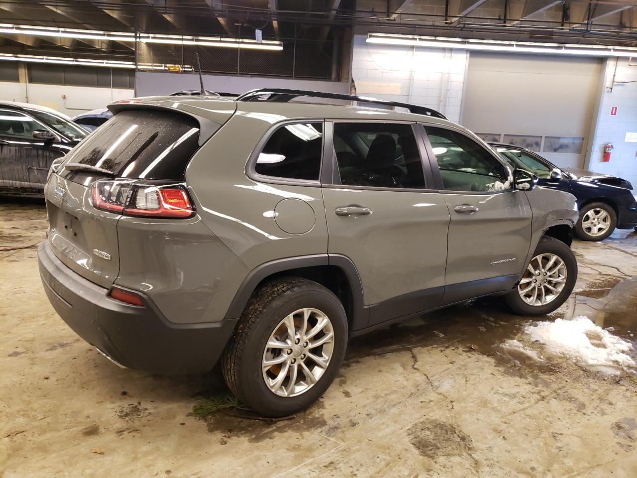 2022 Jeep Cherokee Latitude Lux vin: 1C4PJMMX9ND530977