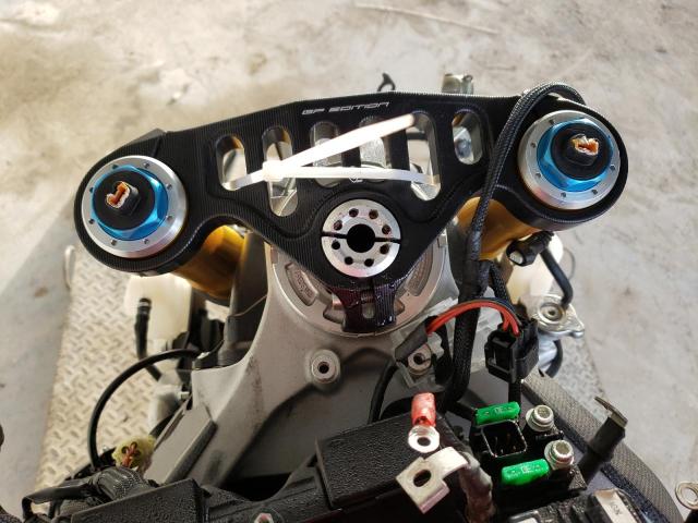 2018 DUCATI PANIGALE V ZDMDAGNW8JB004103