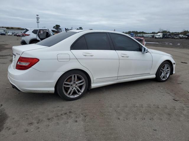 VIN WDDGF8AB1DA815194 2013 Mercedes-Benz C-Class, 3... no.3