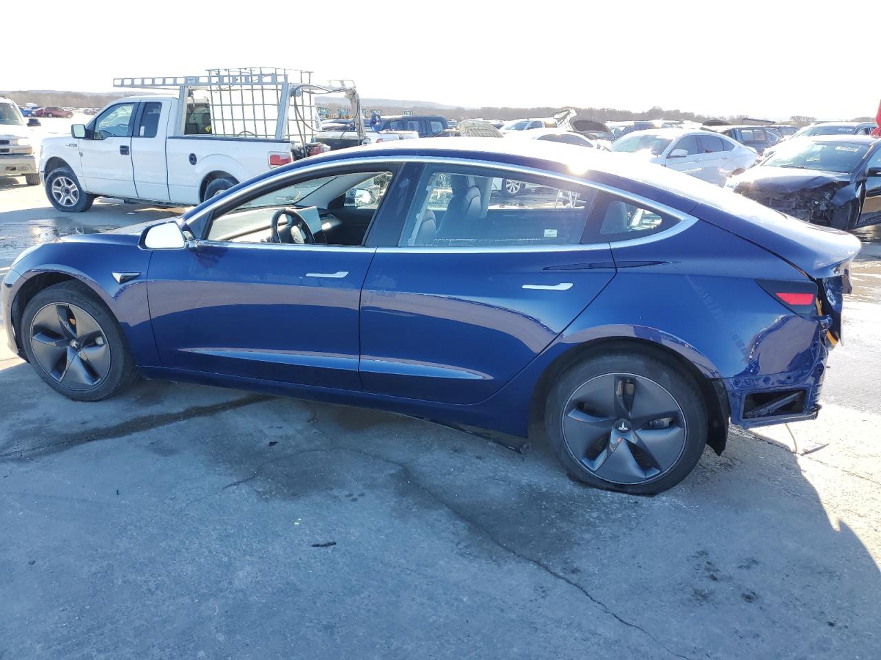 2018 Tesla Model 3 vin: 5YJ3E1EA6JF160134