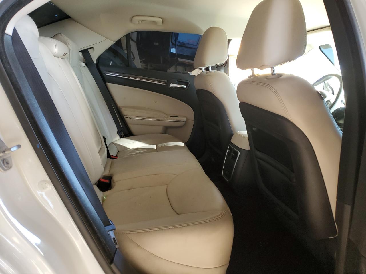 2C3CCAAGXHH521437 2017 Chrysler 300 Limited