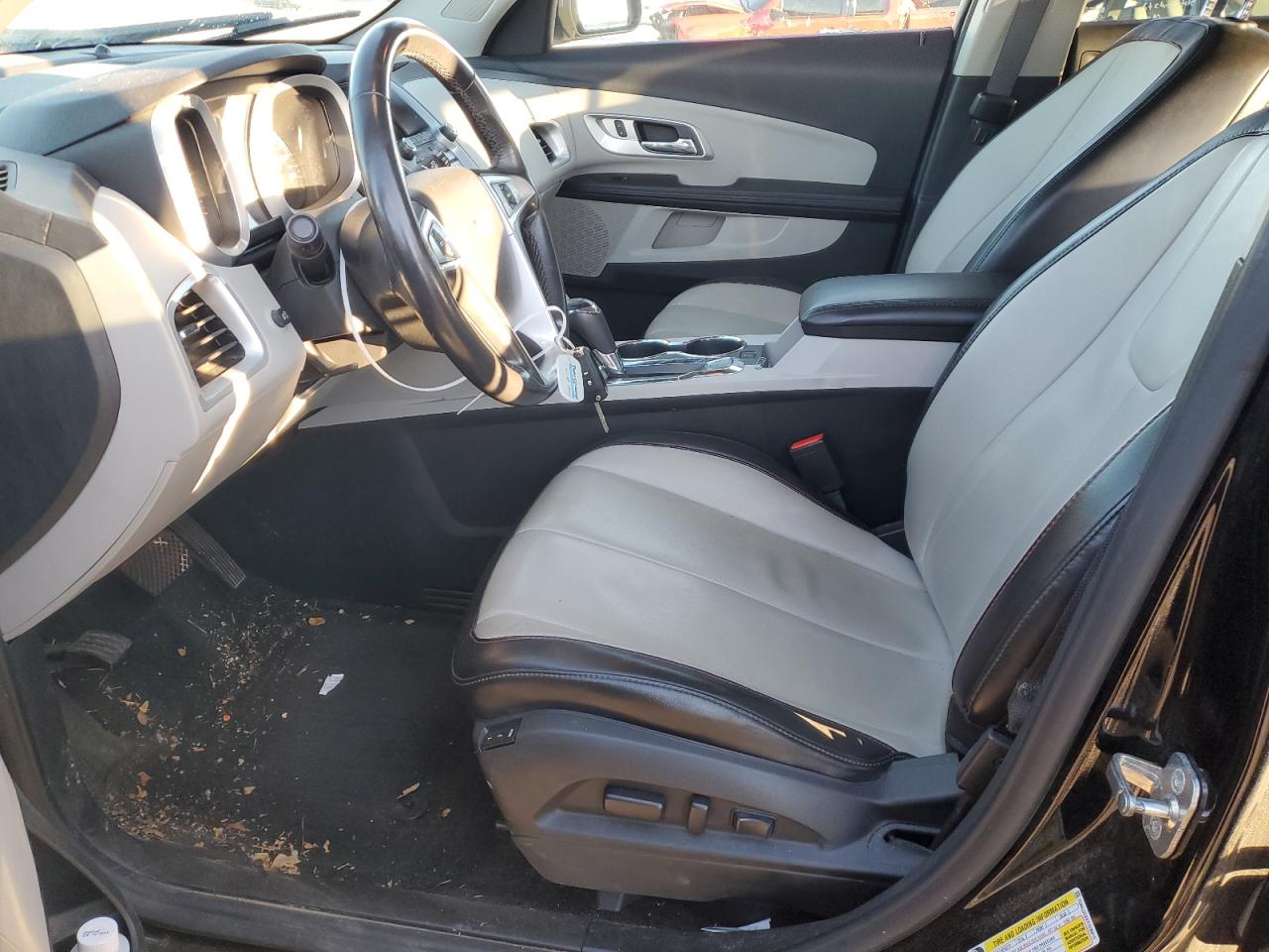 2GNALDEKXH1536815 2017 Chevrolet Equinox Premier