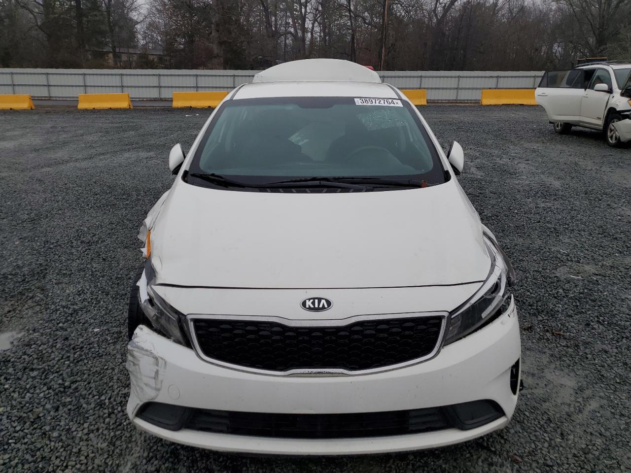 3KPFK4A72JE244247 2018 Kia Forte Lx