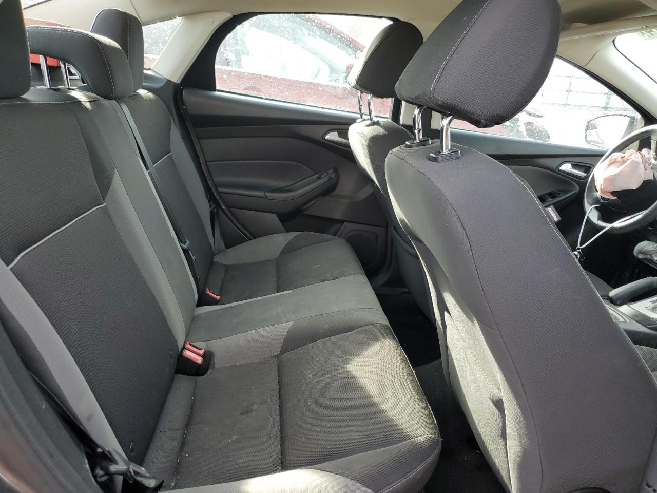 1FADP3F20EL310068 2014 Ford Focus Se