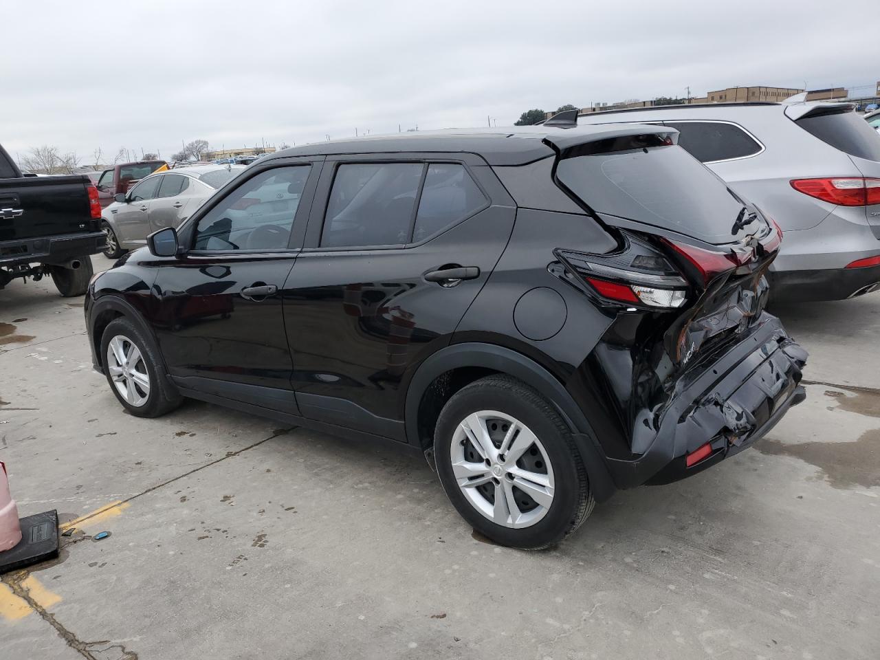 VIN: 3N1CP5BV8ML497826 2021 NISSAN KICKS