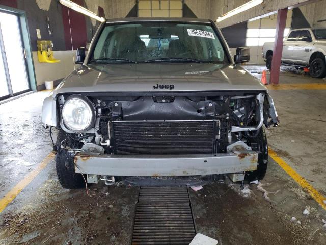 1C4NJPBA7ED819122 2014 JEEP PATRIOT-4