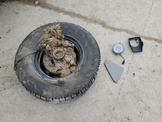 2005 GMC New Sierra K1500 VIN: 2GTEK13T051165201 Lot: 82846093