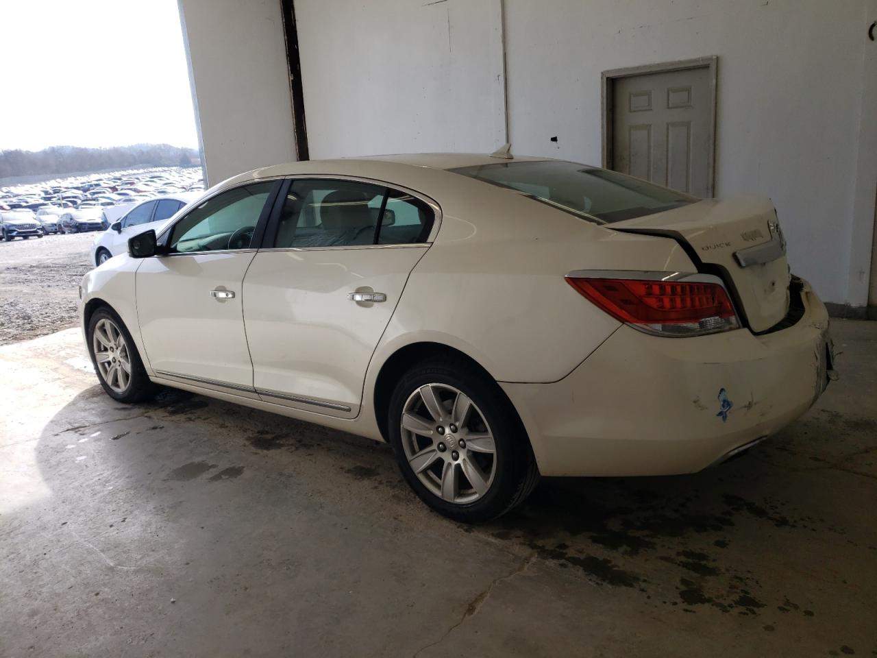 2012 Buick Lacrosse vin: 1G4GC5E38CF344498