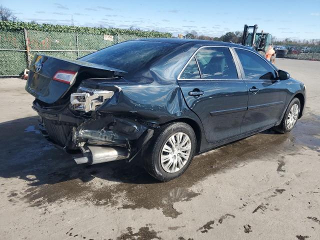 VIN 4T1C11AK6NU639074 2022 Toyota Camry, LE no.3