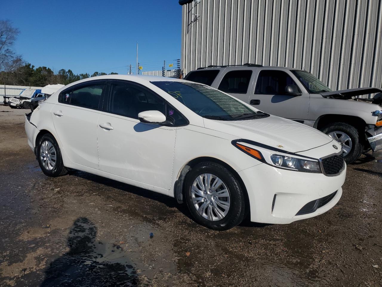 3KPFK4A72HE051302 2017 Kia Forte Lx