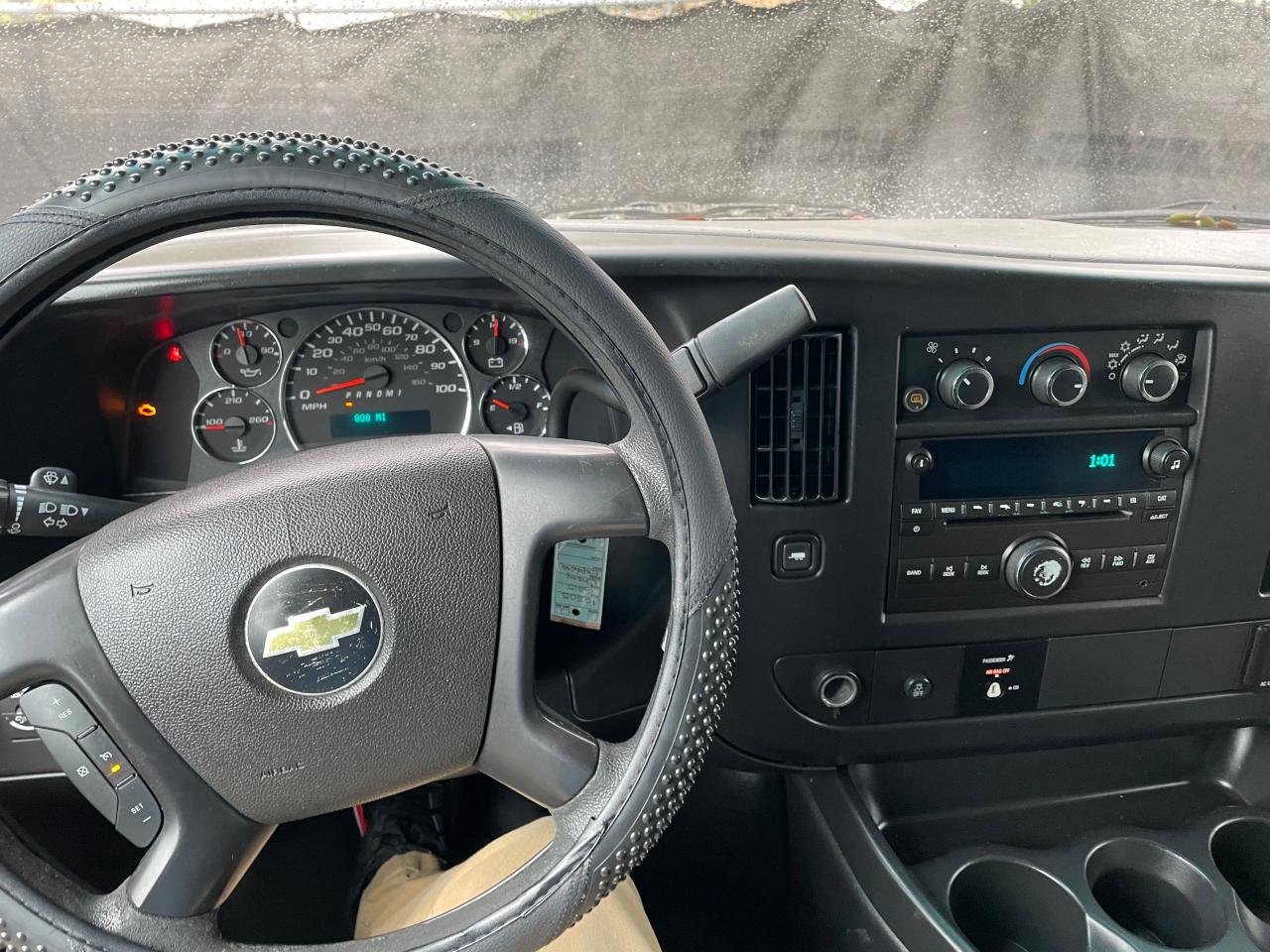 1GCWGGCFXF1143930 2015 Chevrolet Express G2500 1GCWGGCFXF1143930 2015 Chevrolet Express G2500