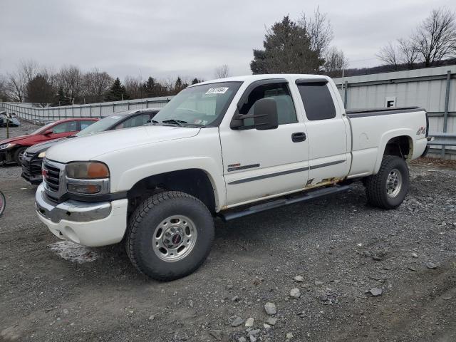 2004 GMC Sierra 2500HD 